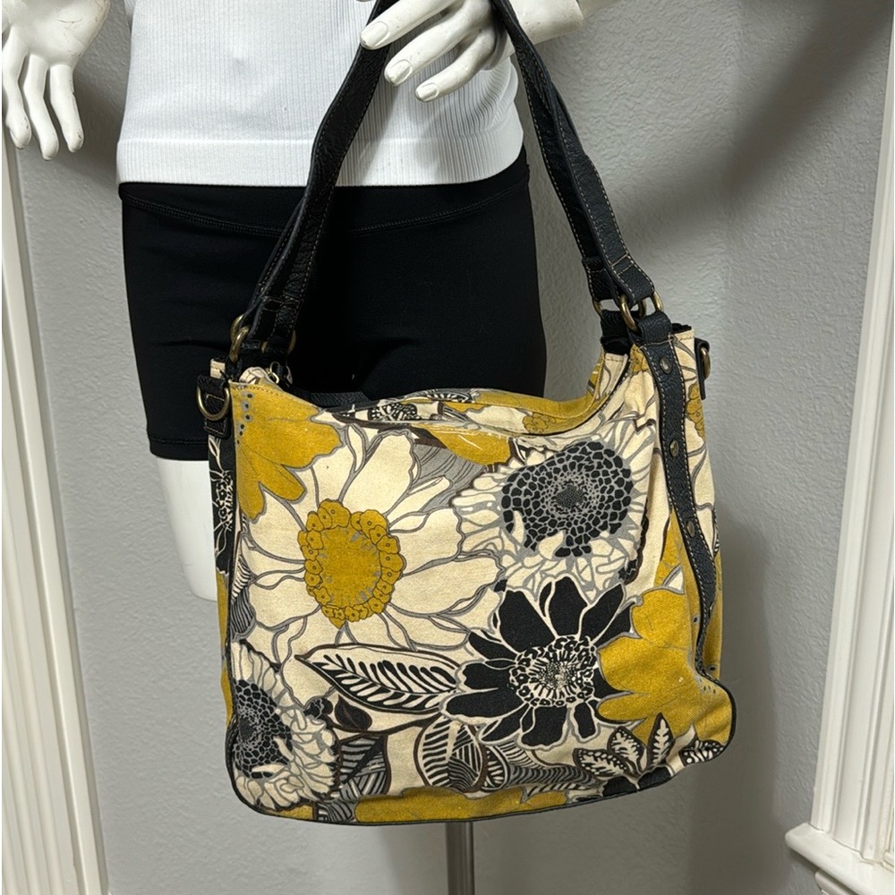Bueno “boho” shoulder bag
